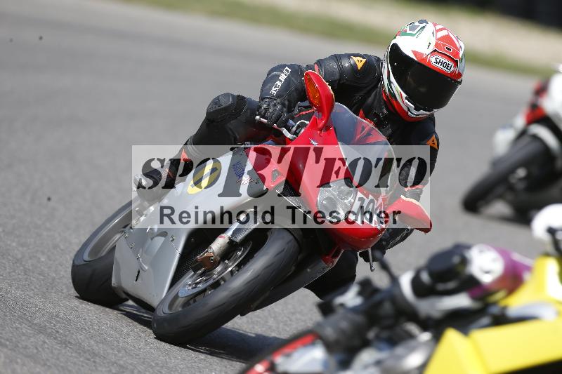 Archiv-2025/49 26.08.2025 Cornu Master School ADR/gruen-vert/104